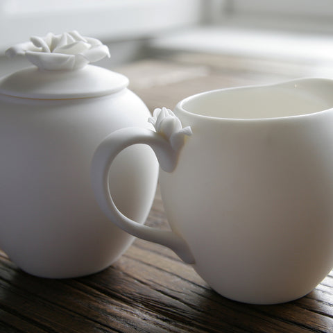 Rose Creamer & Sugar