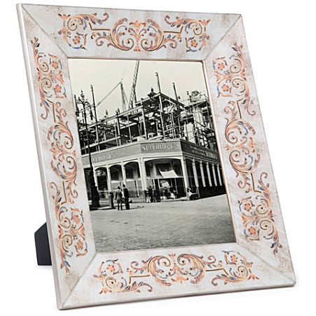 Scrolled design glass frame 8" x 10"